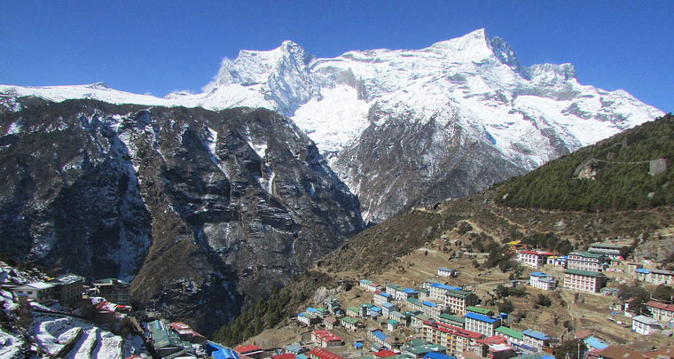 Everest Base Camp Deluxe Trek (16 Days)